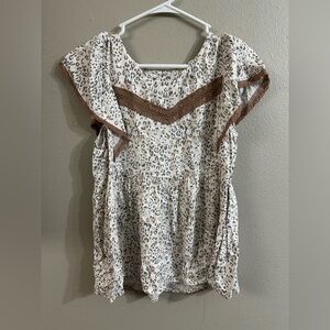 Leopard Print Flutter Sleeve Top